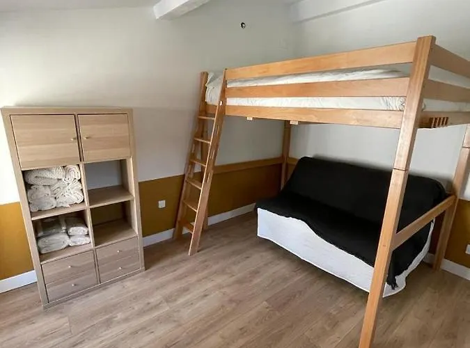 Lägenhet Refait A Neuf Avec Cuisine Equipee R2 *